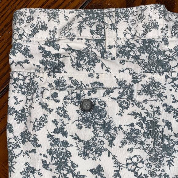 Hudson & Barrow Mens Floral Print Shorts Size 34 Preppy Casual Chino Flat Front - Picture 1 of 10